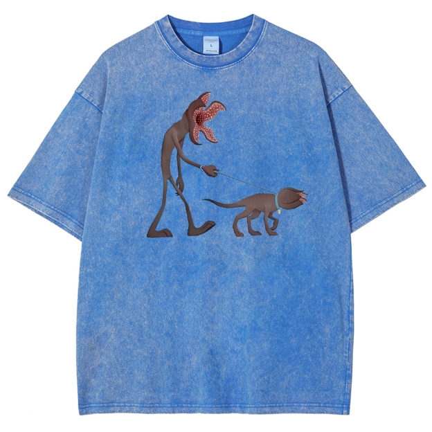 Long-Limbed Creature & Pet Graphic Washed T-Shirt