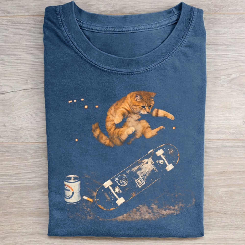  Vintage Skateboarding Cat Graphic Washed Tee