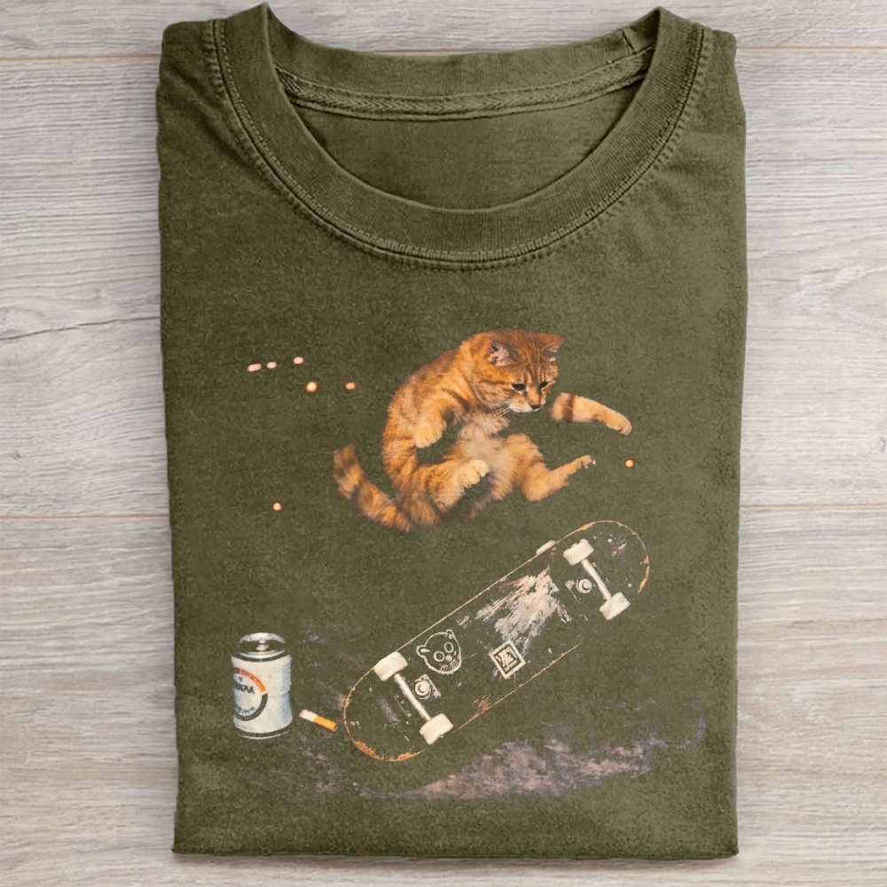  Vintage Skateboarding Cat Graphic Washed Tee