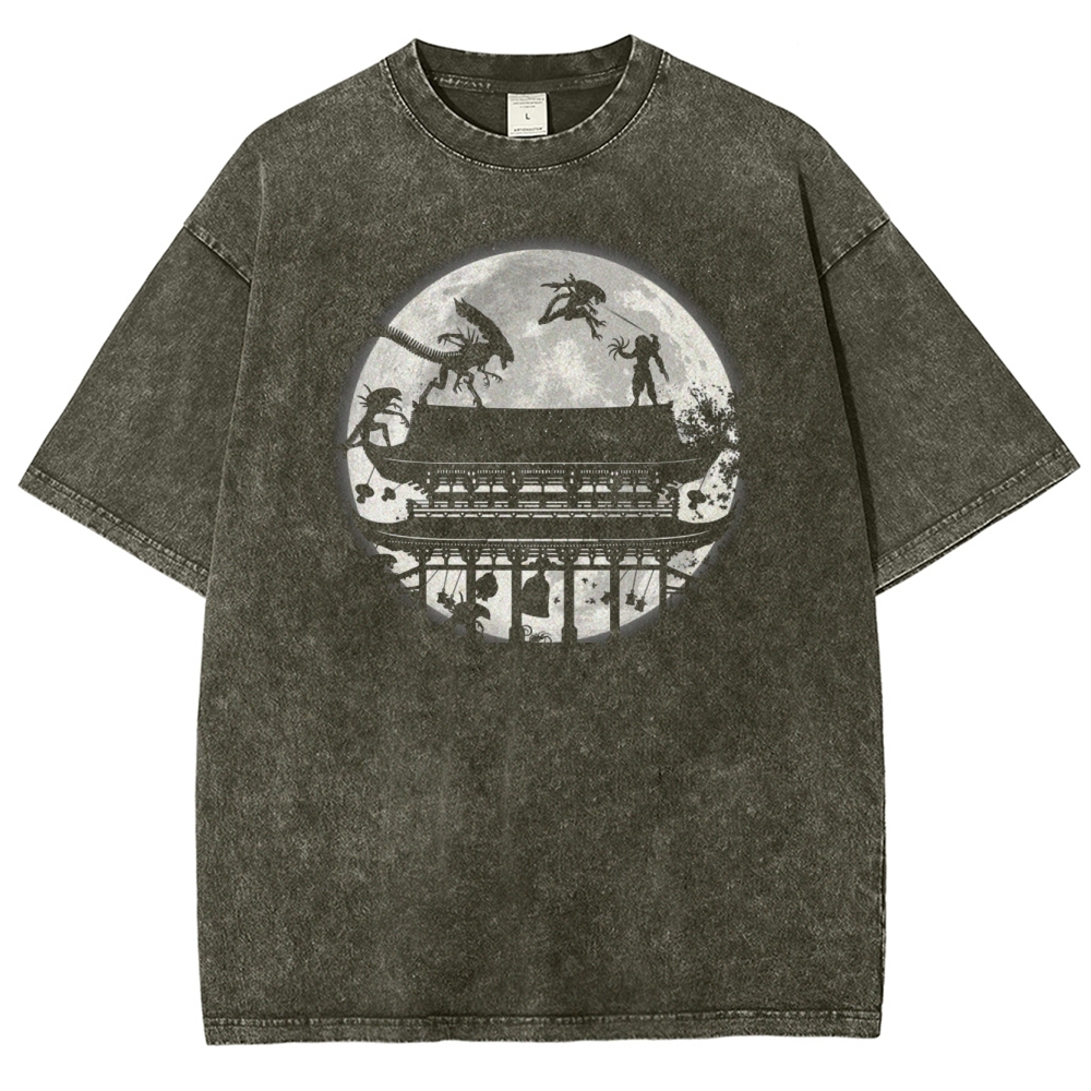 Xenomorph Temple Moon Silhouette Washed T-Shirt