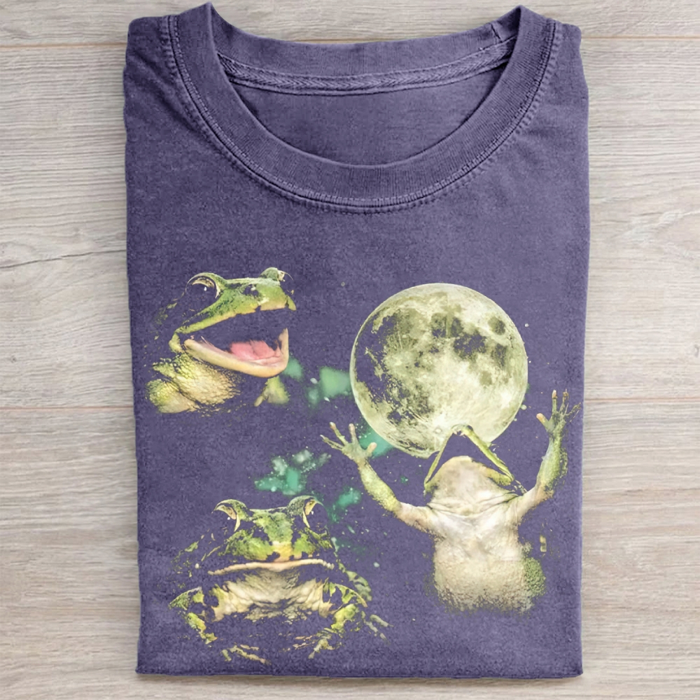 Three Frogs and Moon Graphic Washed Tee