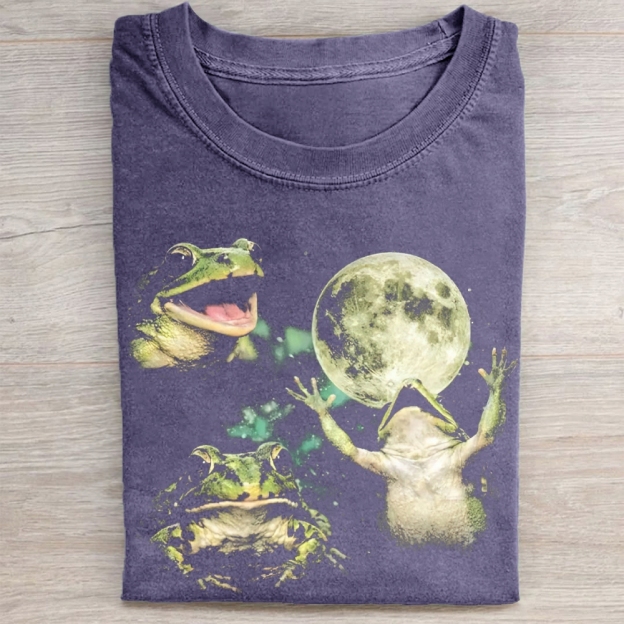 Three Frogs and Moon Graphic Washed Tee