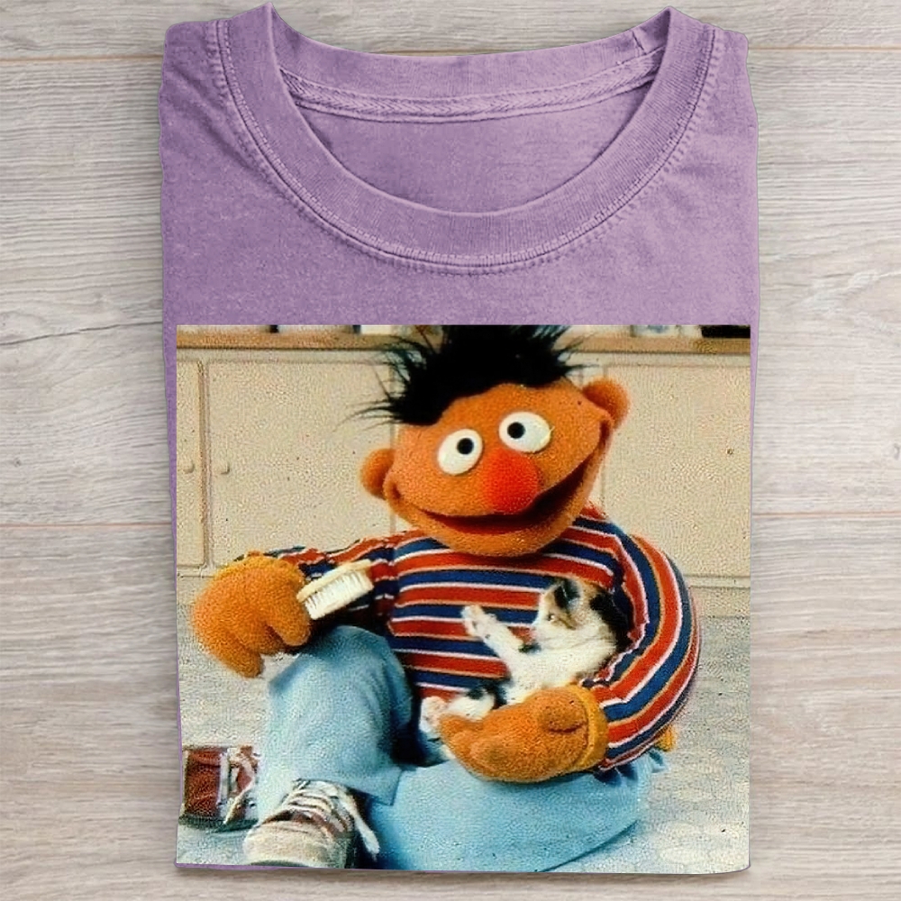 "Ernie & Kitten" Sesame Street Vintage Washed Tee