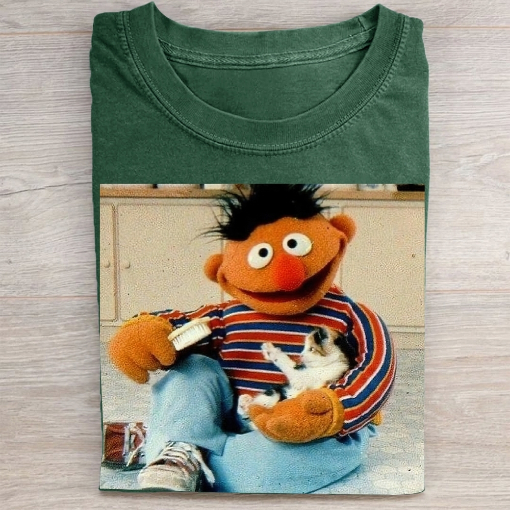 "Ernie & Kitten" Sesame Street Vintage Washed Tee