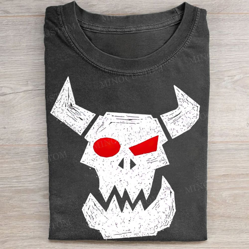  Distressed Horned Demon Skull Vintage Vintage Washed Tee