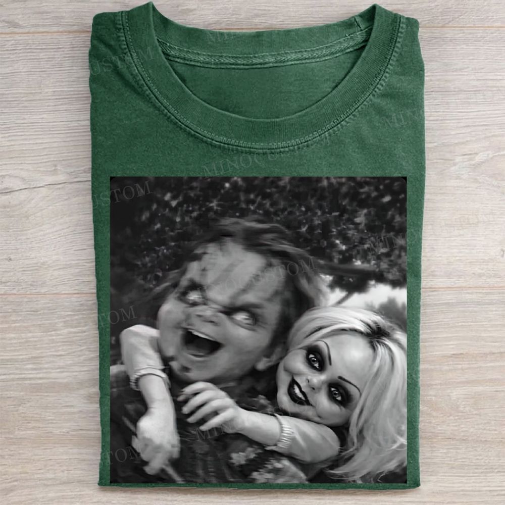  Horror Doll Couple Vintage Photo Style Vintage Washed Tee