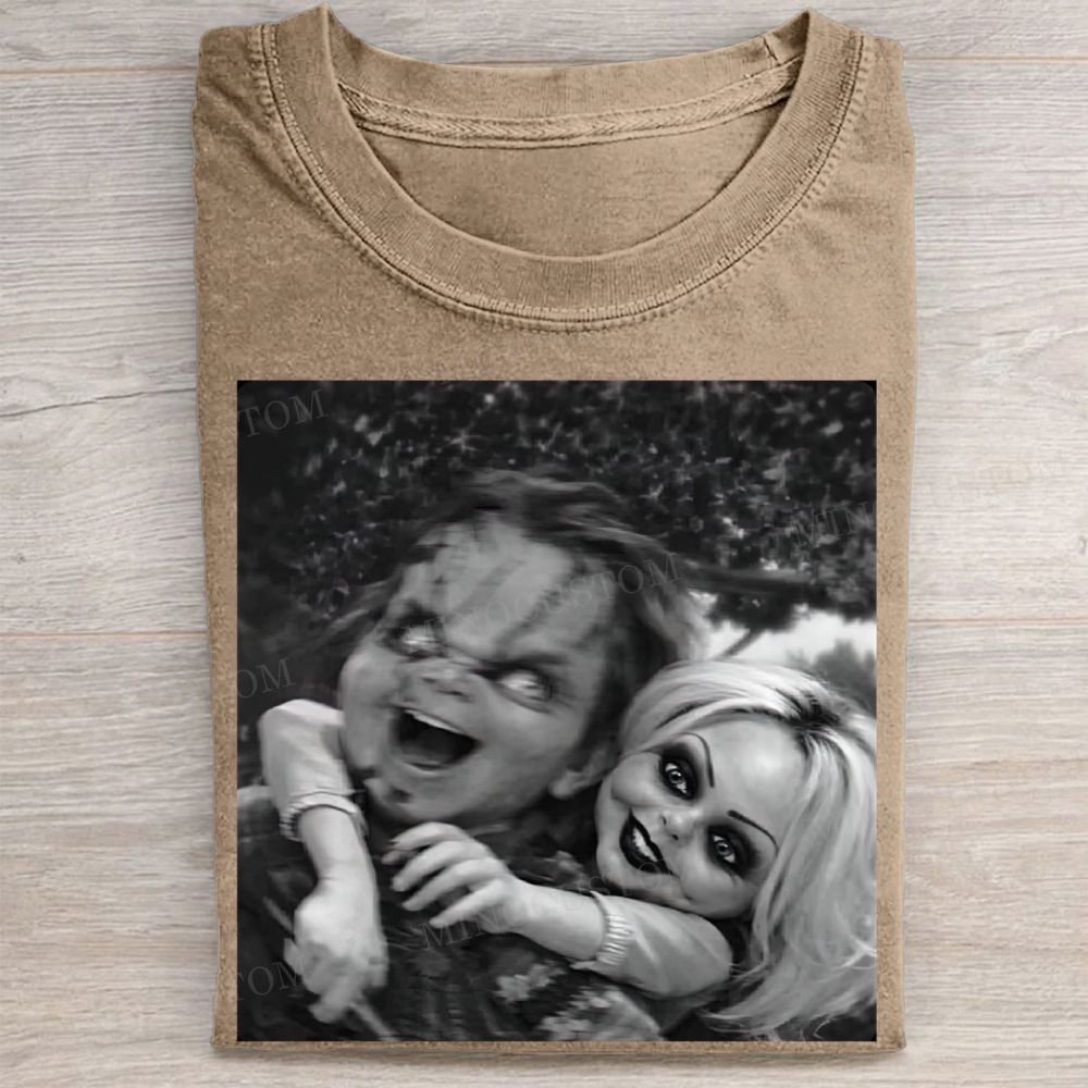  Horror Doll Couple Vintage Photo Style Vintage Washed Tee