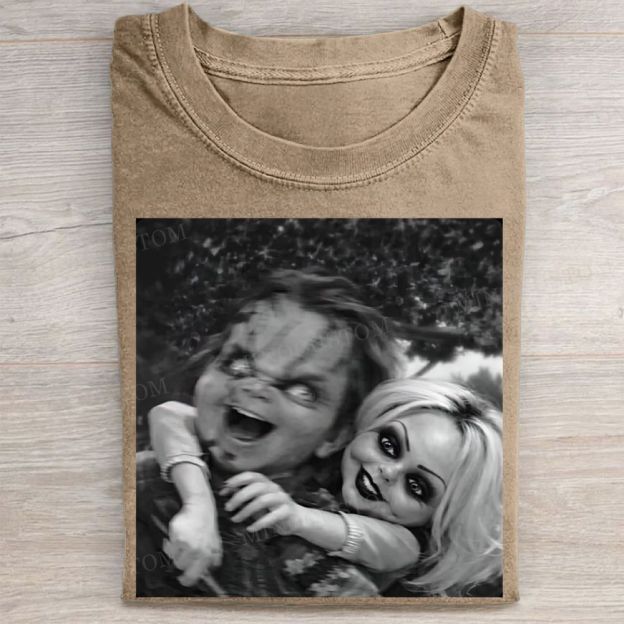  Horror Doll Couple Vintage Photo Style Vintage Washed Tee