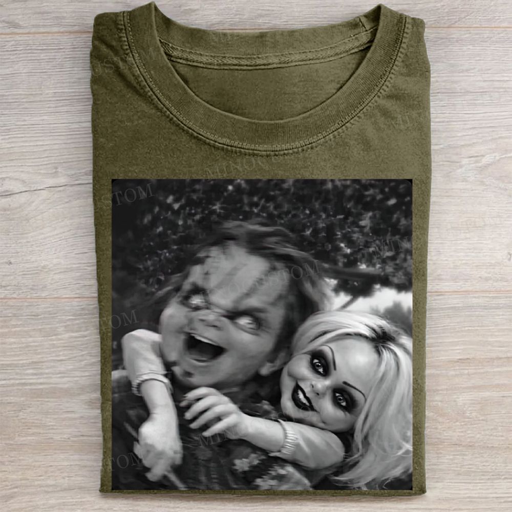  Horror Doll Couple Vintage Photo Style Vintage Washed Tee