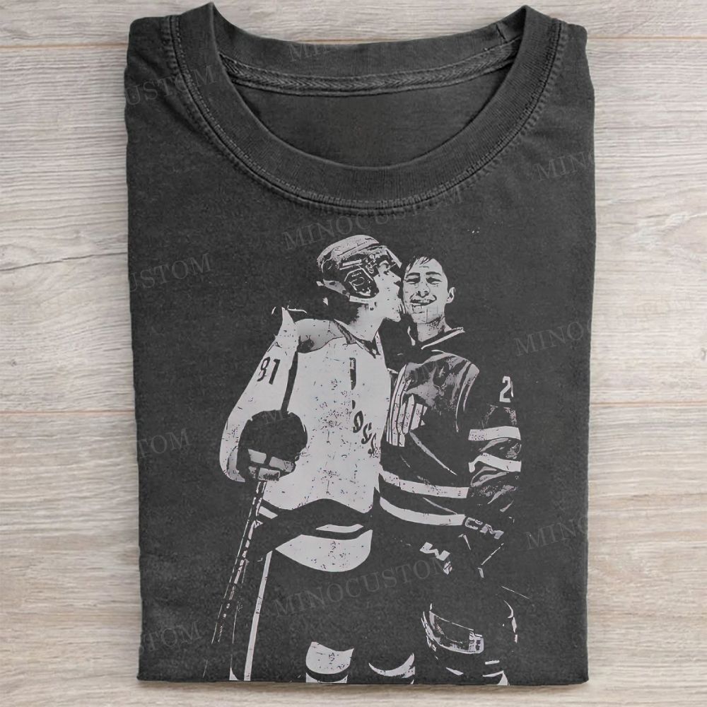 Hockey Players Retro Graphic Vintage Washed Tee 