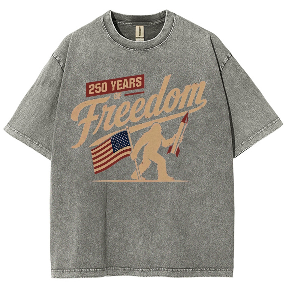 Patriotic Bigfoot With Flag & Rocket Vintage Washed T-Shirt 