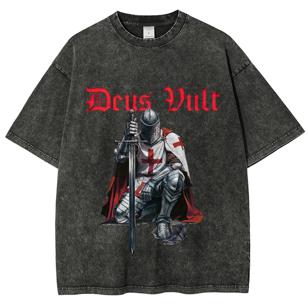 Kneeling Templar Knight Red Cross Armor "Deus Vult" Gothic Text Washed T-shirt