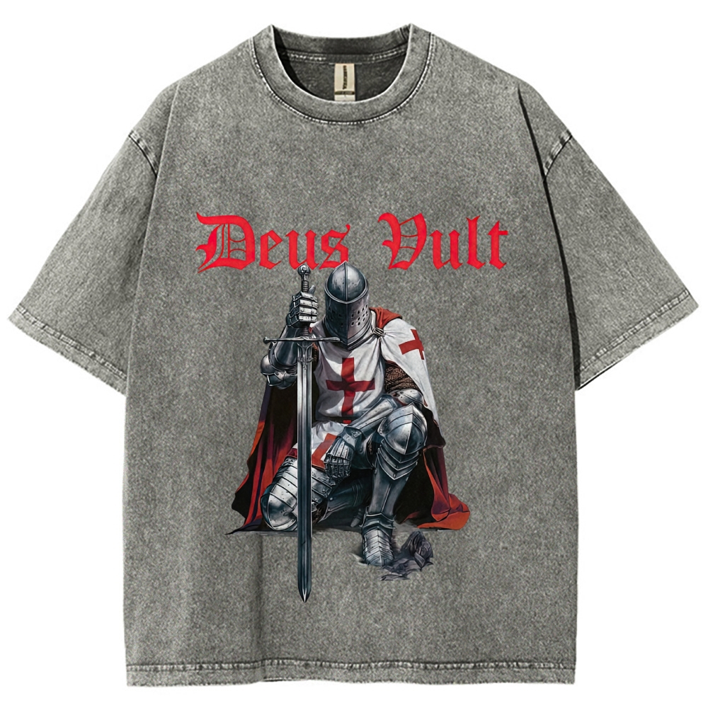 Kneeling Templar Knight Red Cross Armor "Deus Vult" Gothic Text Washed T-shirt