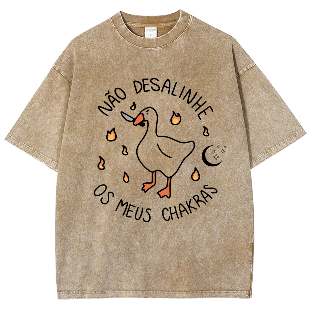 Cartoon Duck With Knife Fire Moon Portuguese Text Graphic Washed T-Shirt