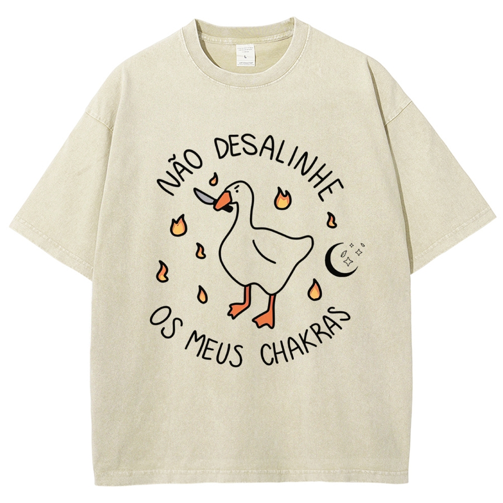 Cartoon Duck With Knife Fire Moon Portuguese Text Graphic Washed T-Shirt