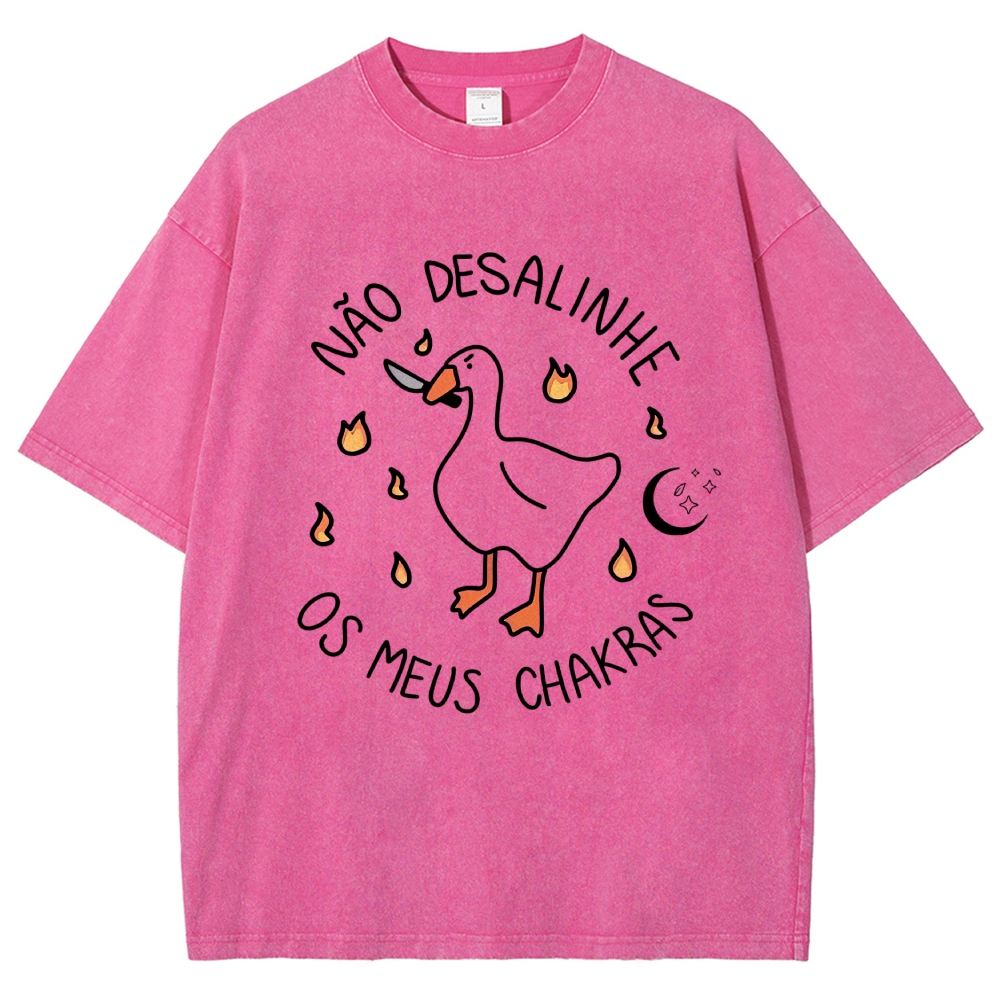 Cartoon Duck With Knife Fire Moon Portuguese Text Graphic Washed T-Shirt