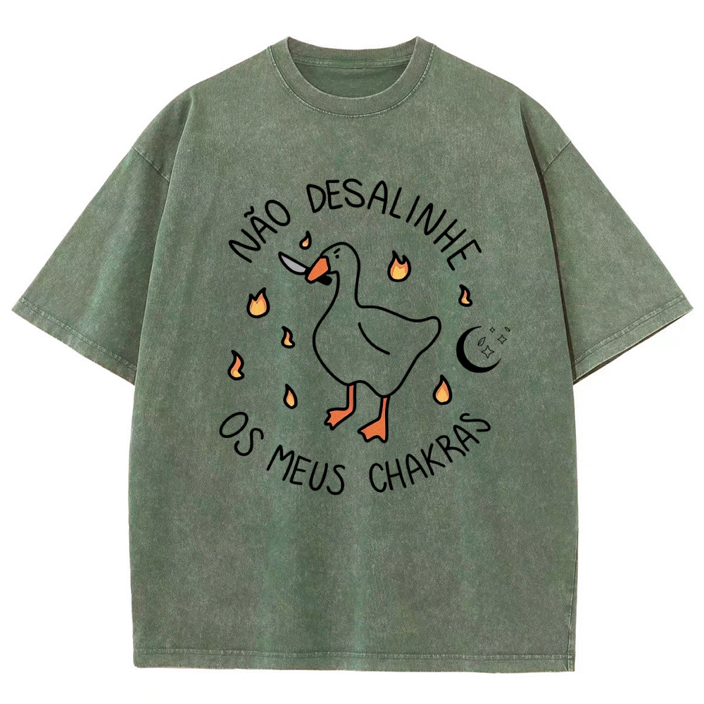 Cartoon Duck With Knife Fire Moon Portuguese Text Graphic Washed T-Shirt