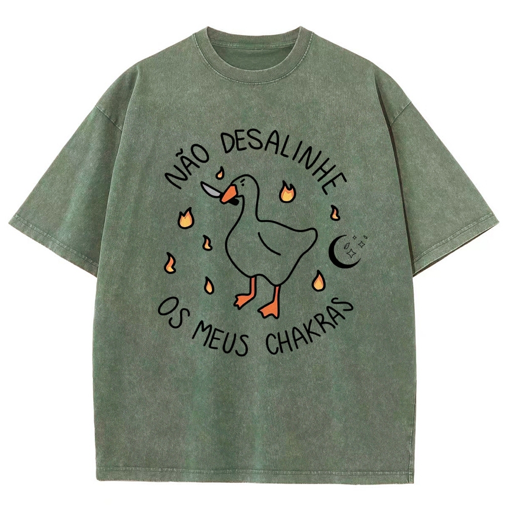 Cartoon Duck With Knife Fire Moon Portuguese Text Graphic Washed T-Shirt
