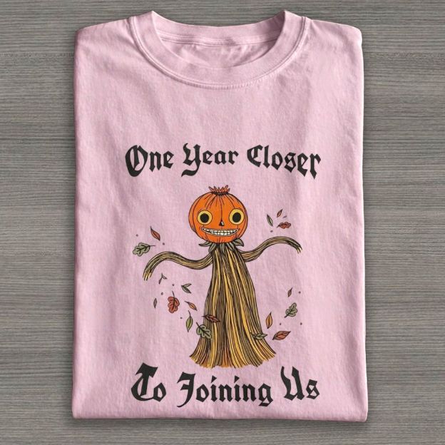 Vintage Halloween Pumpkin Scarecrow Graphic Cotton T-shirt