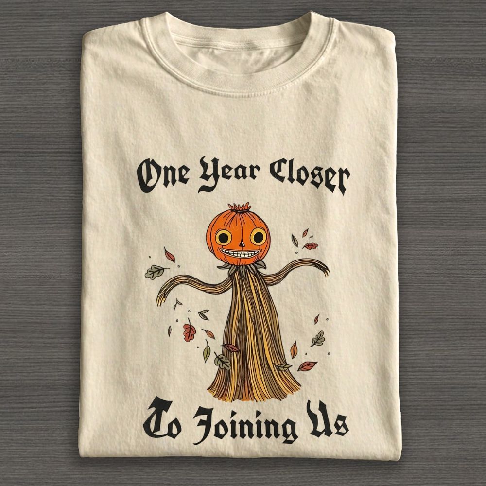 Vintage Halloween Pumpkin Scarecrow Graphic Cotton T-shirt