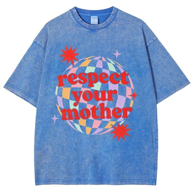 Retro Disco Ball Colorful Checkered 70s Vibe Unisex Fit Washed T-Shirt