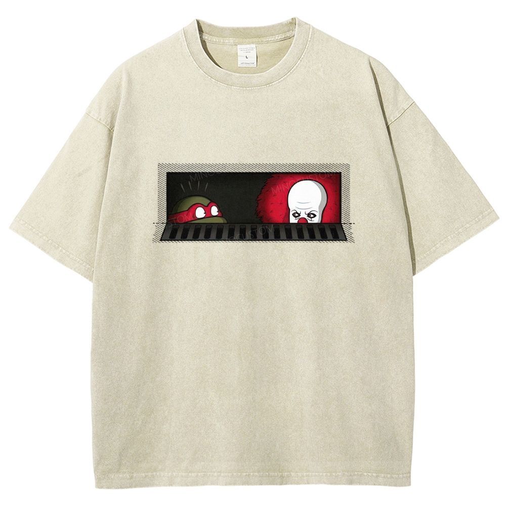 Dark Humor Comic Style Sewer Peeking Figure Graphic Washed T-shirt