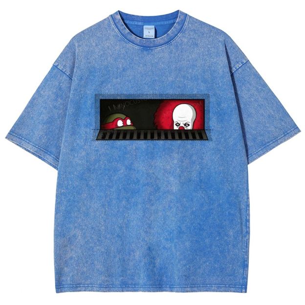 Dark Humor Comic Style Sewer Peeking Figure Graphic Washed T-shirt