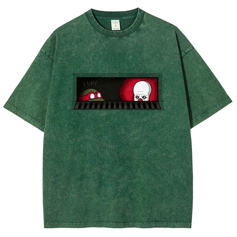 Dark Humor Comic Style Sewer Peeking Figure Graphic Washed T-shirt
