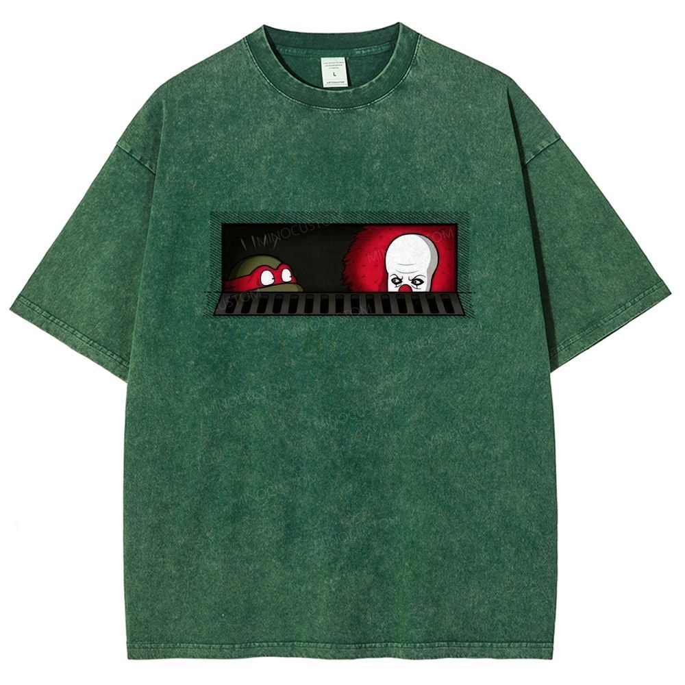 Dark Humor Comic Style Sewer Peeking Figure Graphic Washed T-shirt