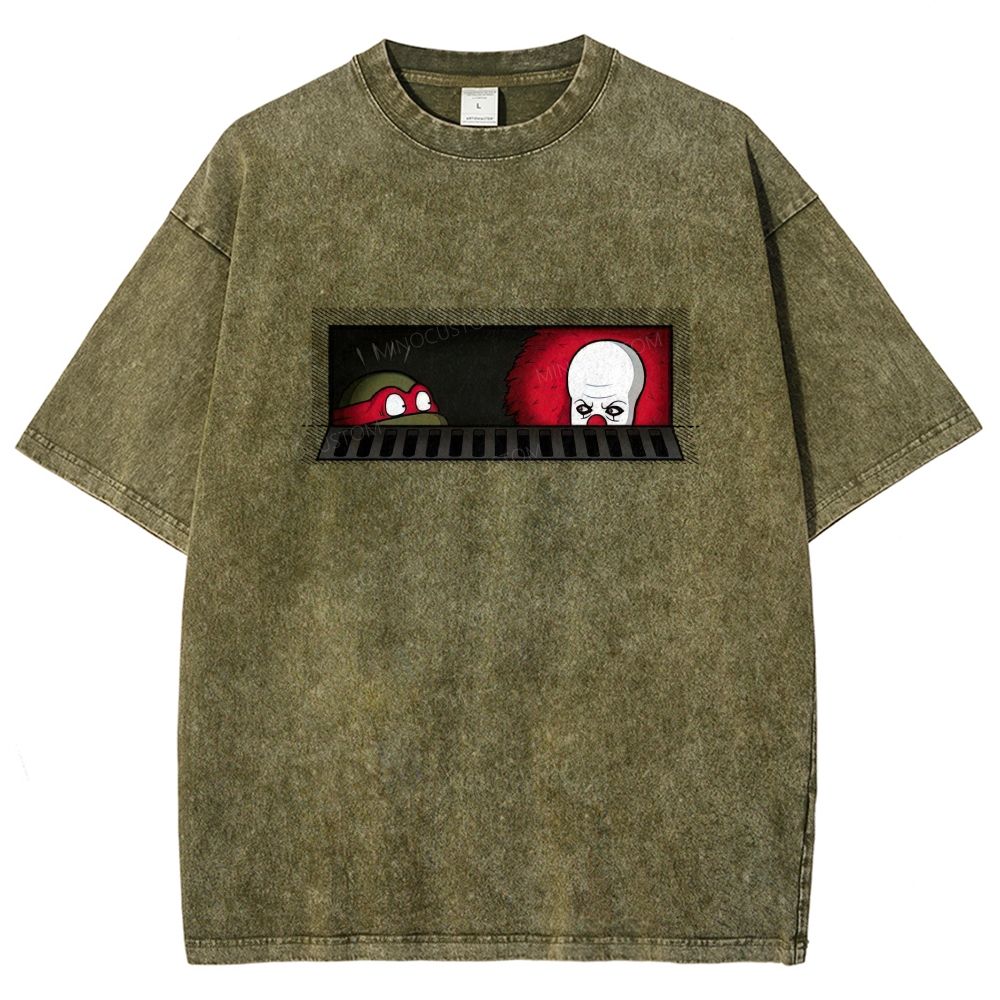 Dark Humor Comic Style Sewer Peeking Figure Graphic Washed T-shirt