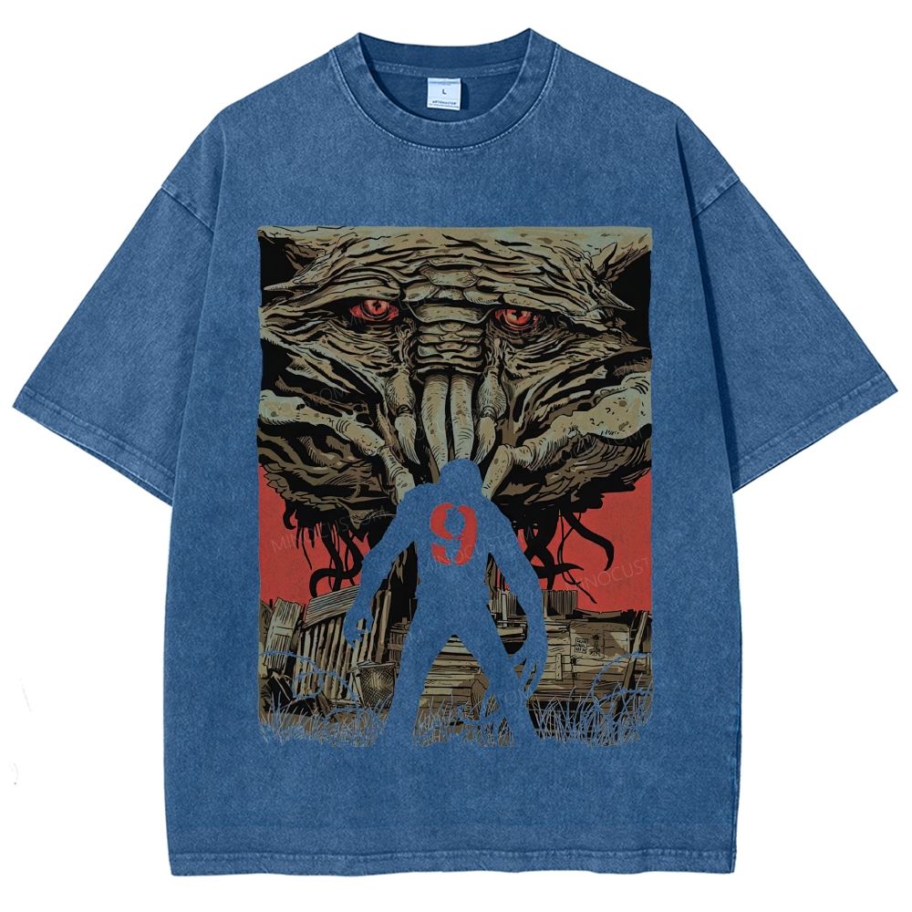Sci‑Fi Alien Insectoid Monster Graphic Unisex Fit Washed T-Shirt