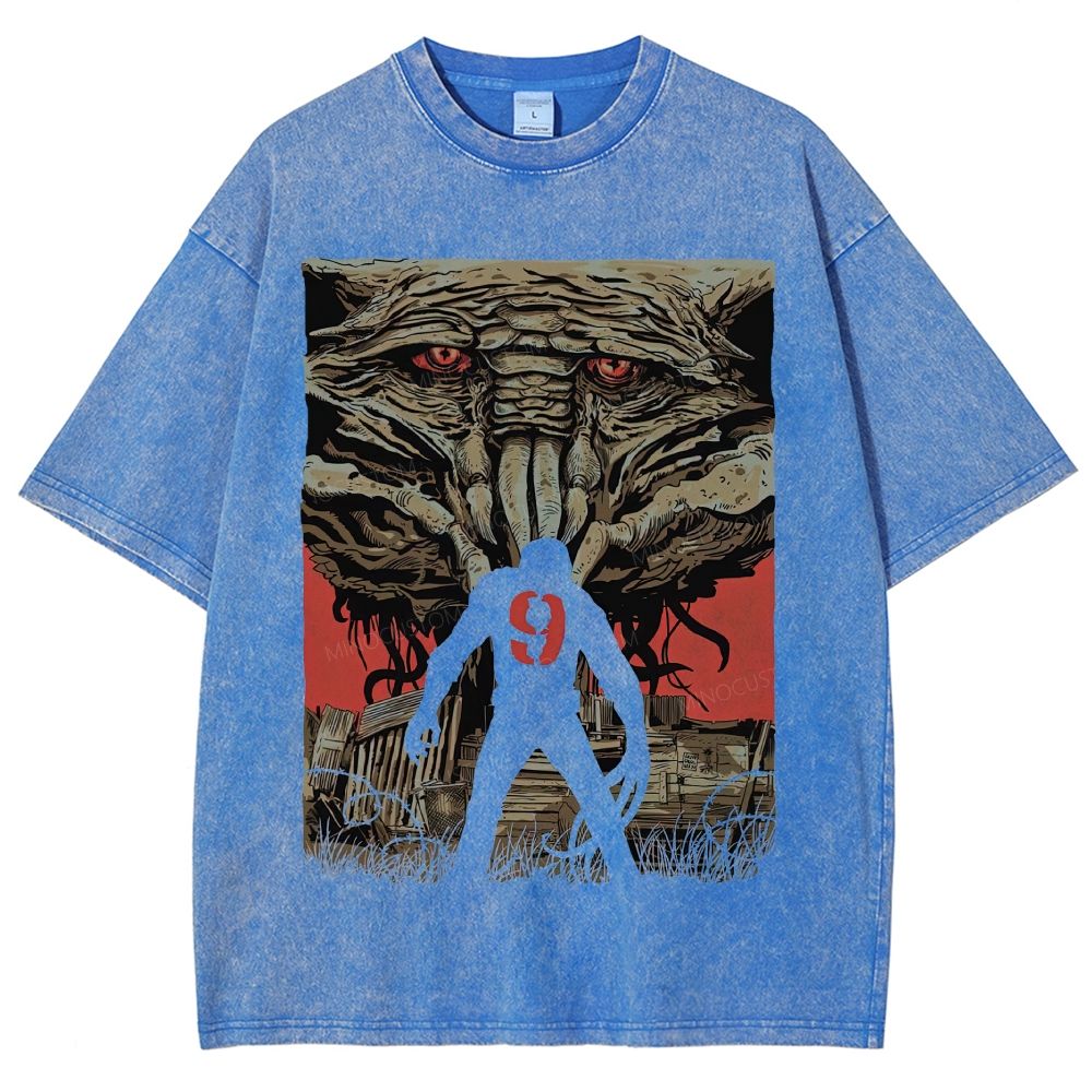 Sci‑Fi Alien Insectoid Monster Graphic Unisex Fit Washed T-Shirt