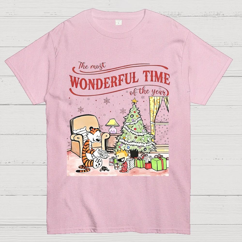 Vintage Christmas Holiday Cozy Cartoon Characters Xmas Tree Gift Cotton T-Shirt