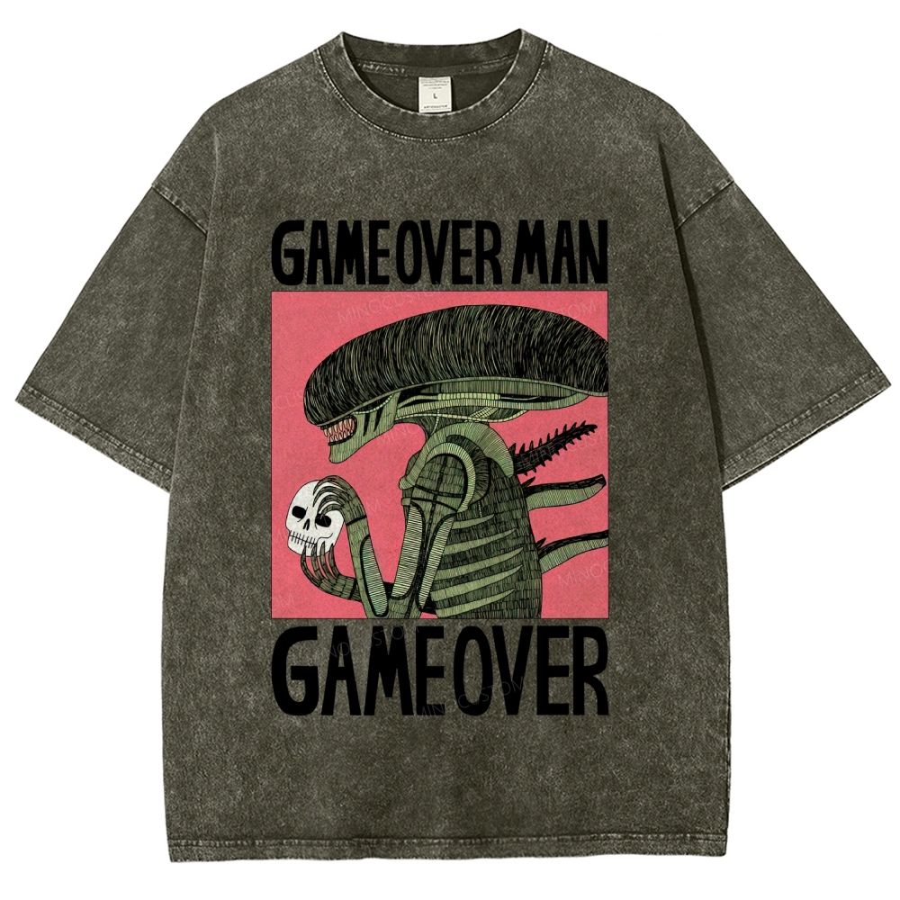 Vintage Sci‑Fi Xenomorph Style Monster Unisex Fit Washed T-Shirt
