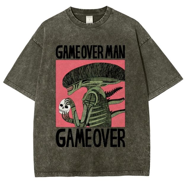 Vintage Sci‑Fi Xenomorph Style Monster Unisex Fit Washed T-Shirt