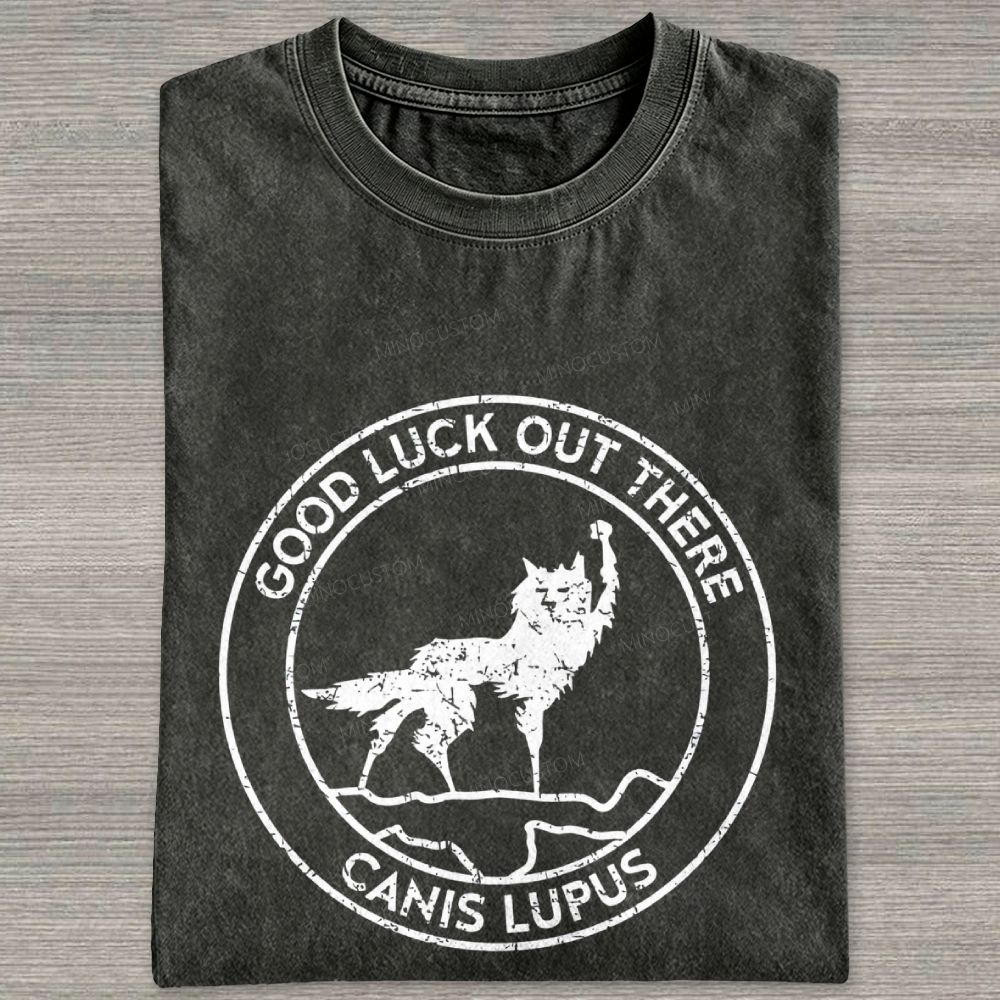 Vintage Wolf Raise Fist Circular Badge Washed T-shirt