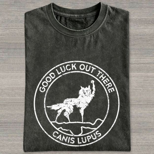 Vintage Wolf Raise Fist Circular Badge Washed T-shirt