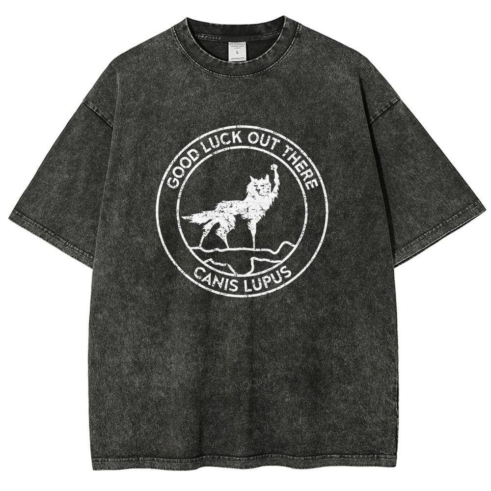 Vintage Wolf Raise Fist Circular Badge Washed T-shirt