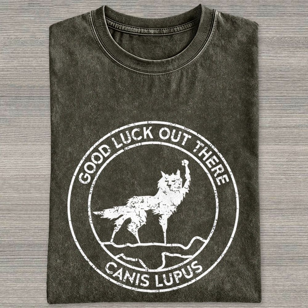 Vintage Wolf Raise Fist Circular Badge Washed T-shirt
