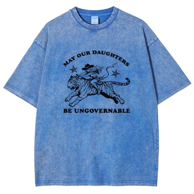 Vintage Western Cowgirl Tiger Graphic Washed T-shirt