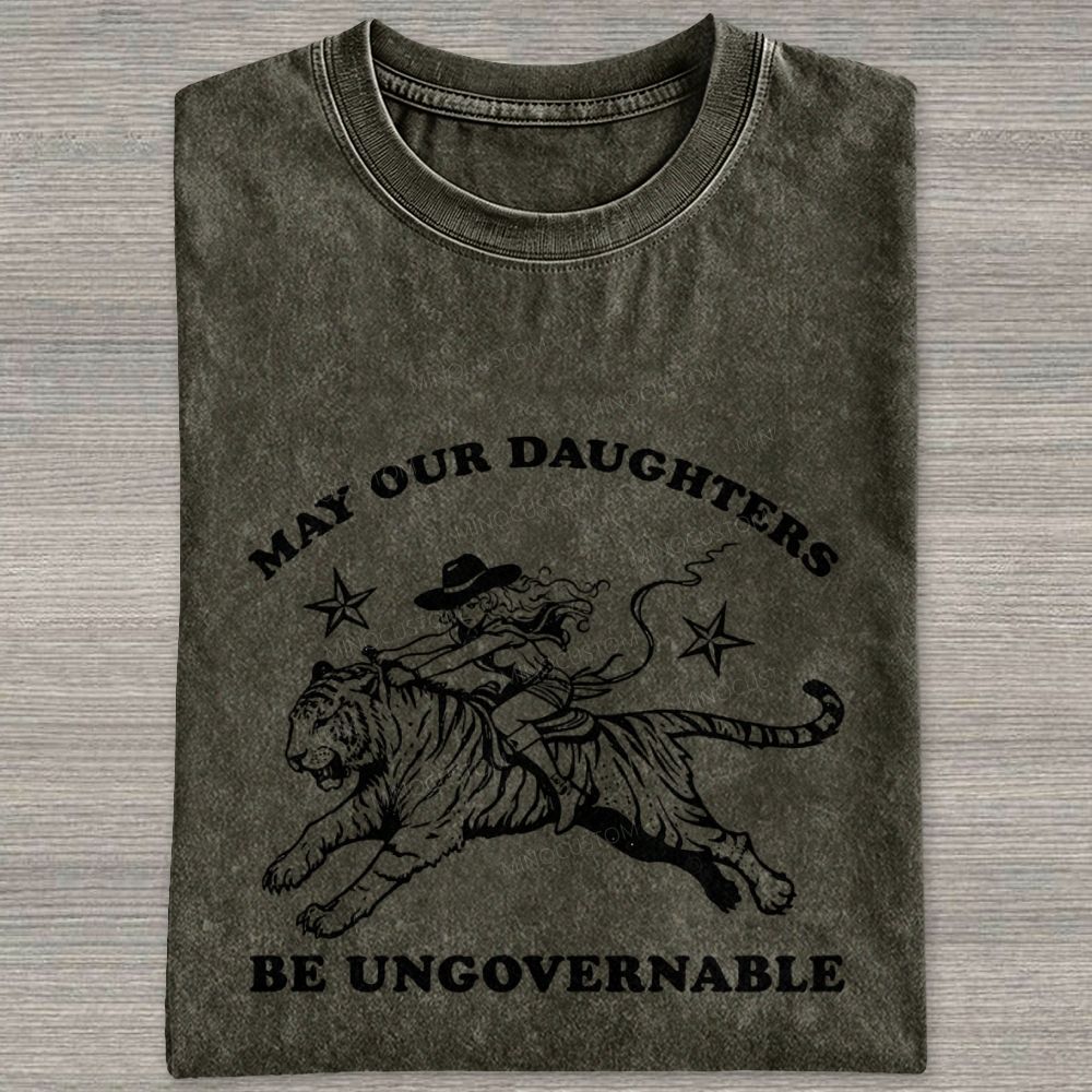 Vintage Western Cowgirl Tiger Graphic Washed T-shirt