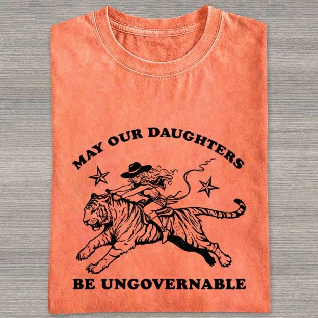 Vintage Western Cowgirl Tiger Graphic Washed T-shirt