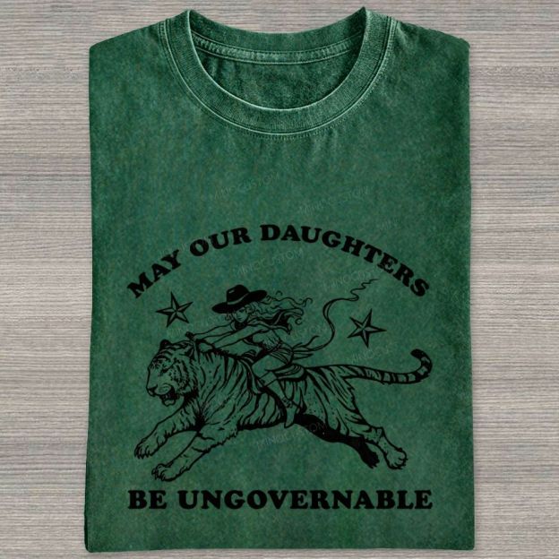 Vintage Western Cowgirl Tiger Graphic Washed T-shirt