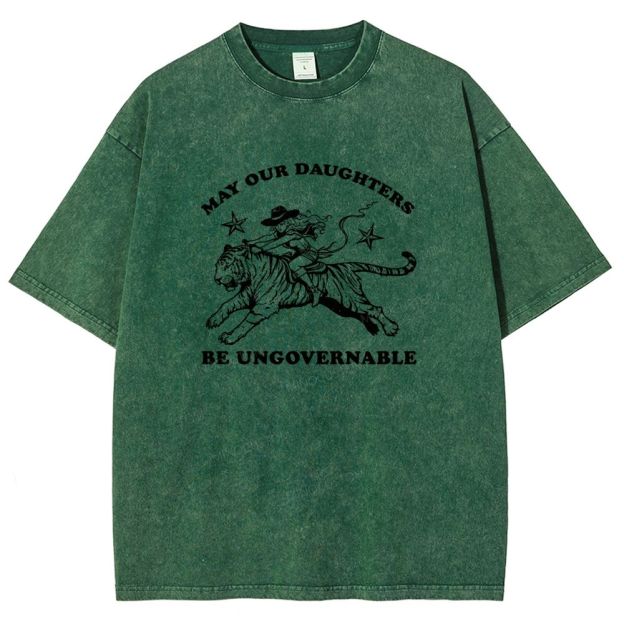Vintage Western Cowgirl Tiger Graphic Washed T-shirt