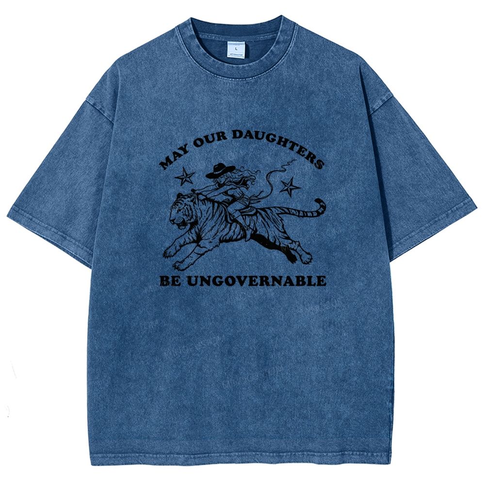 Vintage Western Cowgirl Tiger Graphic Washed T-shirt