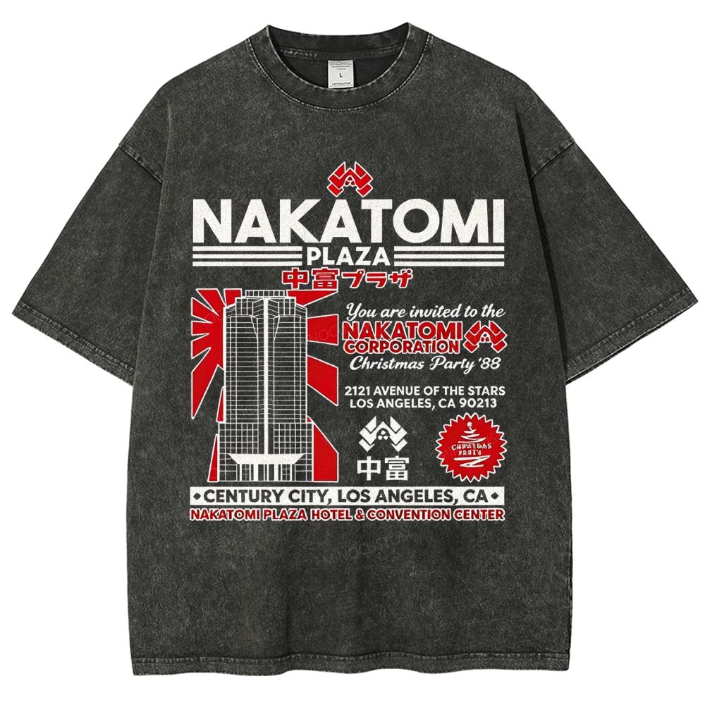 Vintage Retro City Building Christmas Unisex Fit Washed T-Shirt