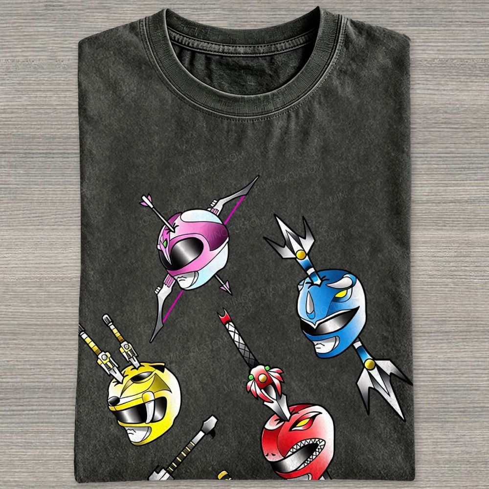 Vintage Fantasy Warrior Helmets With Spear Graphic Washed T-shirt
