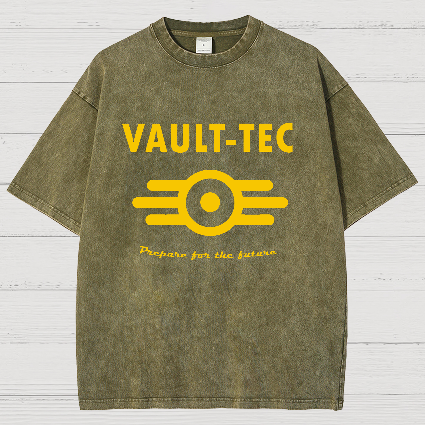 Fallout 4 Vault-Tec logo Essential Vintage Distressed T-shirt
