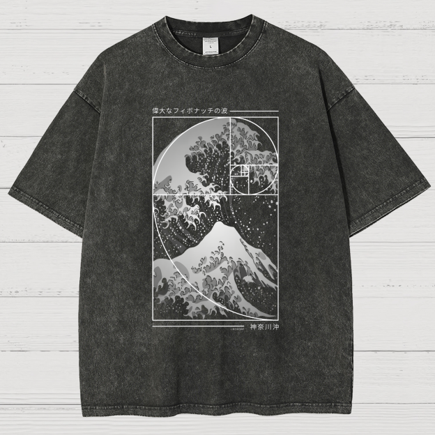 The Great Wave Of Fibonacci Spiral Geek Vintage Distressed T-shirt