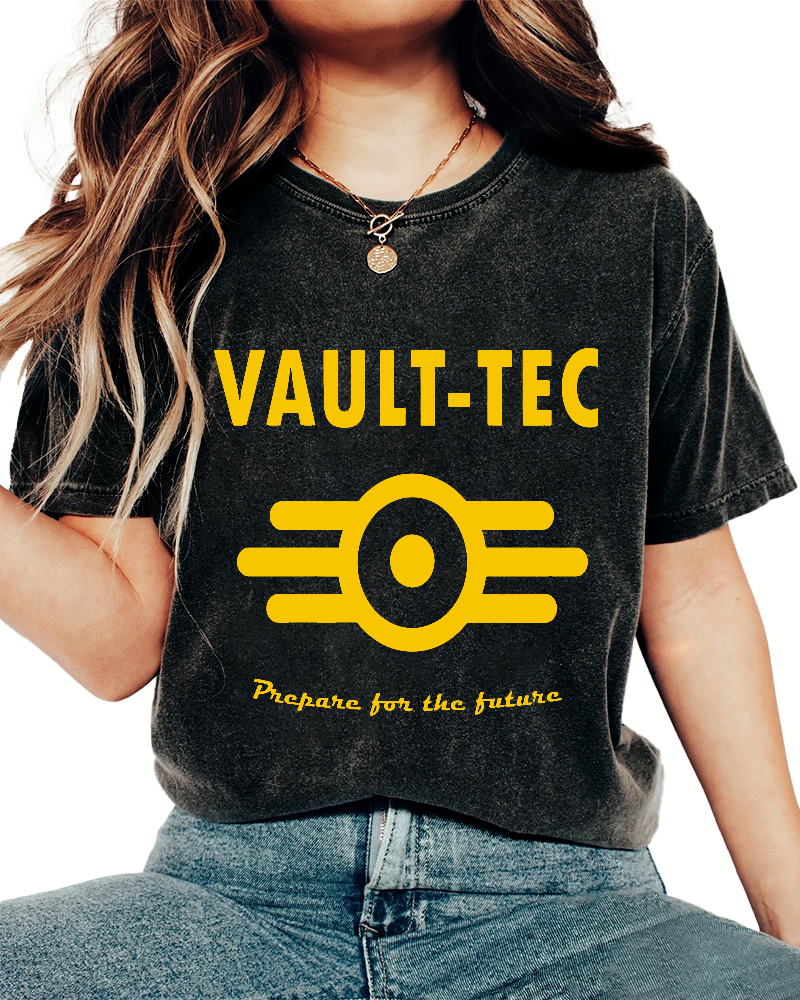 Fallout 4 Vault-Tec logo Essential Vintage Distressed T-shirt